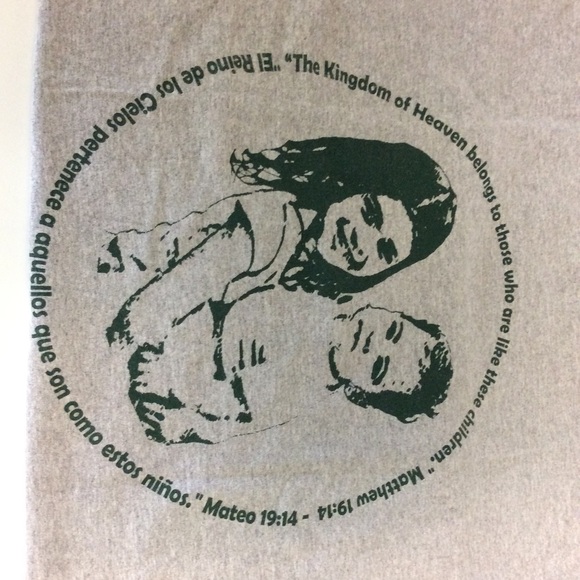 Honduras Year of the Child T-Shirt Size L - Picture 4 of 4